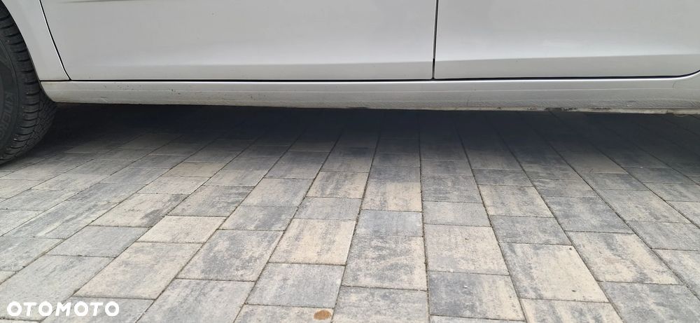 Skoda Fabia 1.6 TDI DPF Active Plus - 21