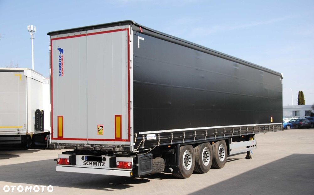 Schmitz Cargobull SCS kurtyna, podnoszona oś - 2