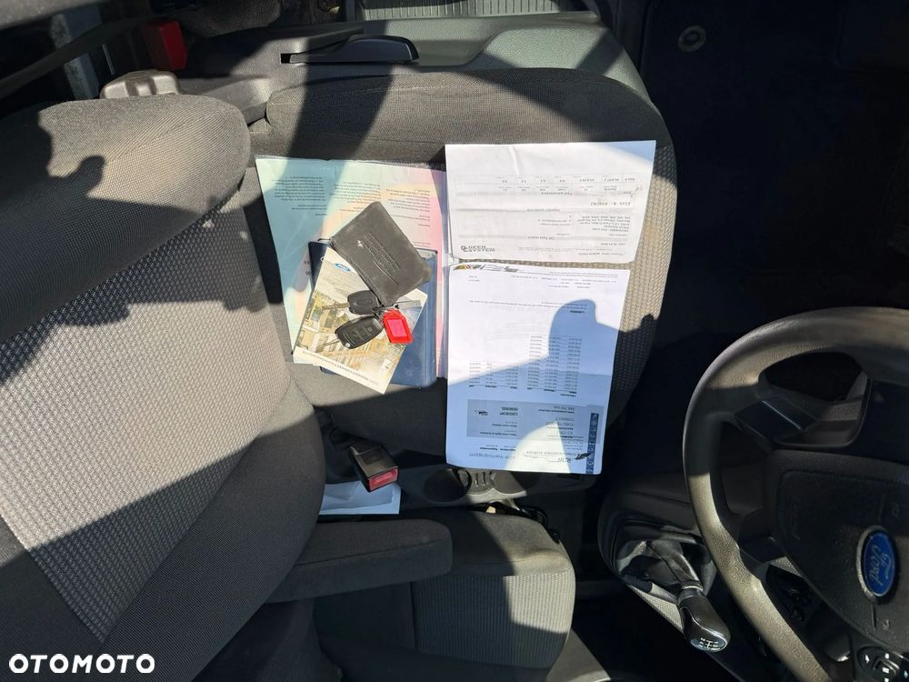 Ford Transit Connect - 30