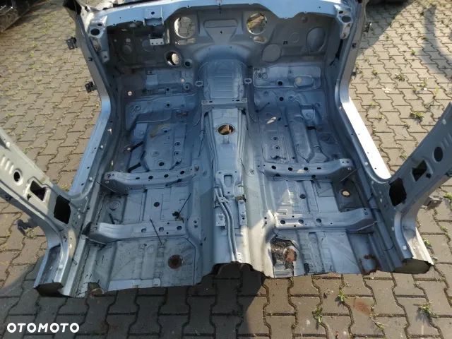 BMW e39 Oryginał Podłoga Progi Super stan - 1