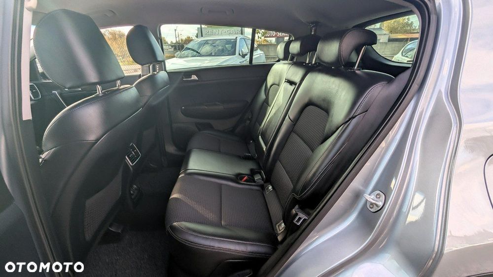Kia Sportage - 16