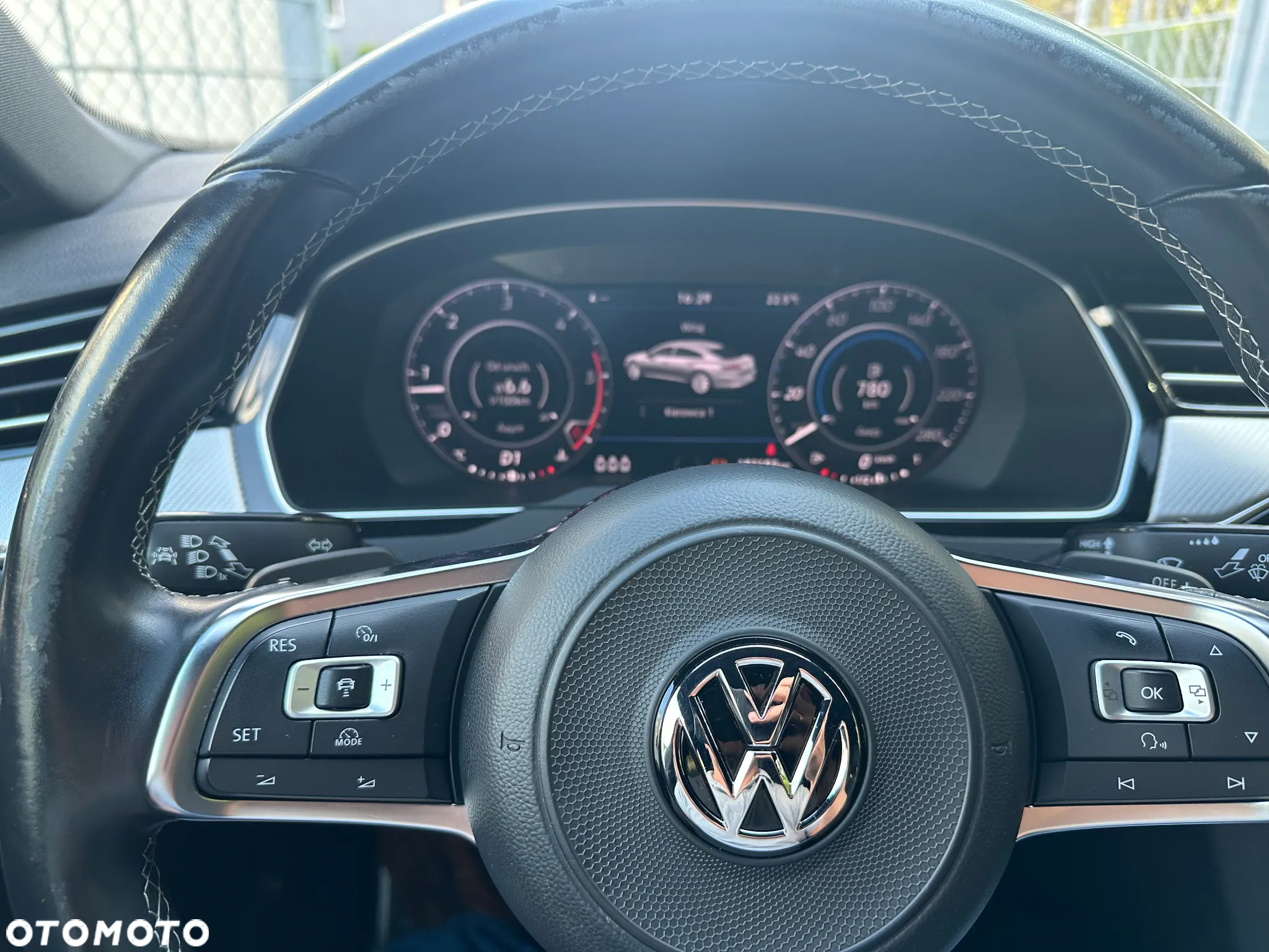 Volkswagen Arteon 2.0 TDI SCR R-Line Edition DSG - 13