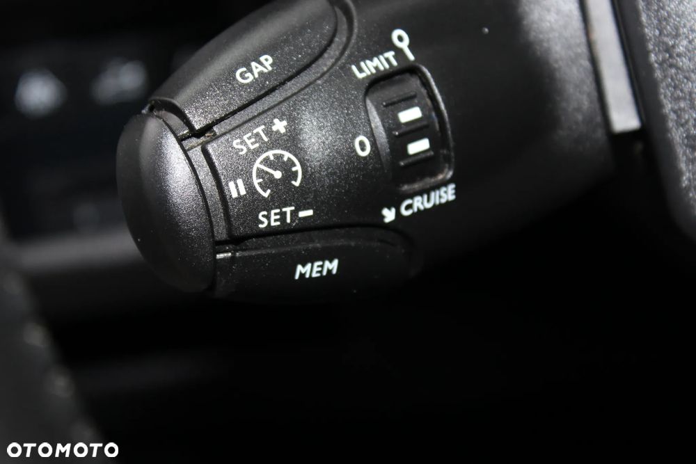 Citroën C5 Aircross BlueHDI 180 S&S EAT8 LIVE - 17