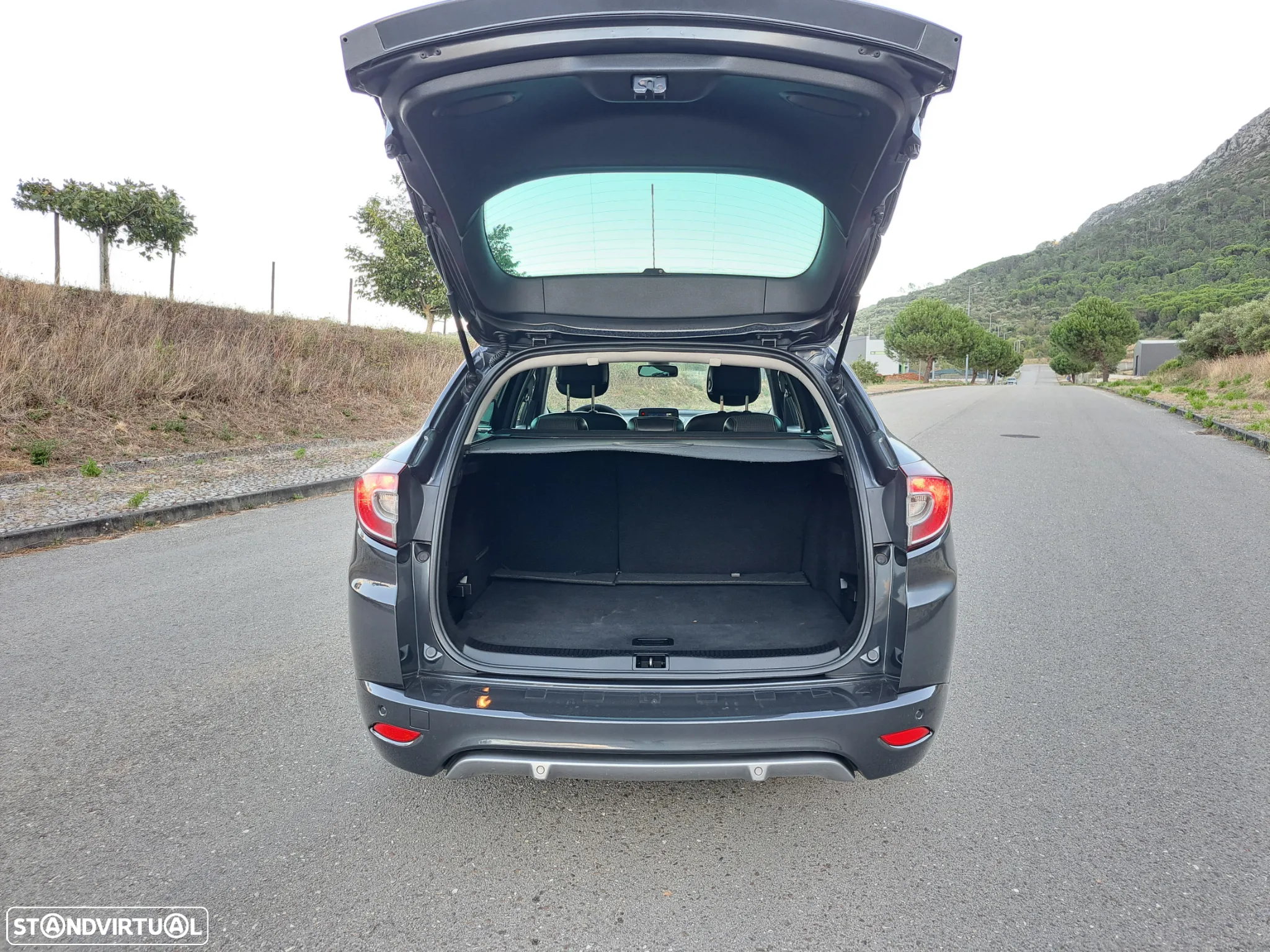 Renault Mégane Sport Tourer 1.5 dCi GT Line - 27
