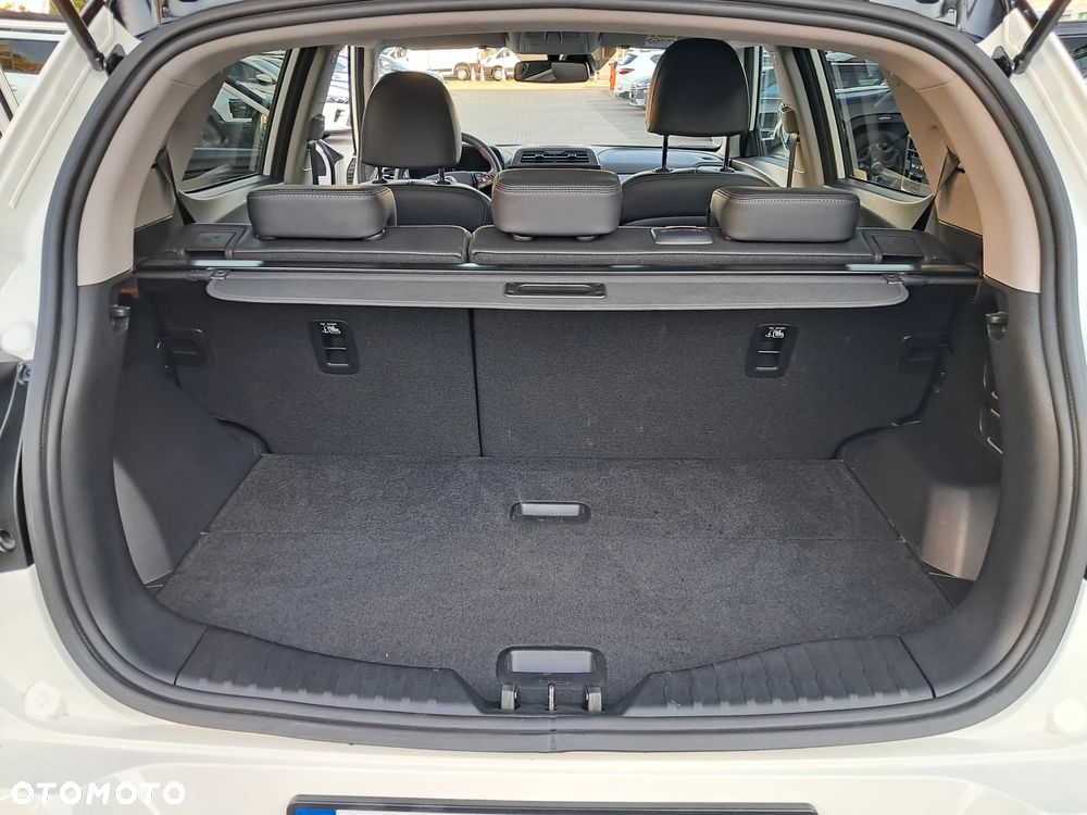 SsangYong/KGM Tivoli - 11