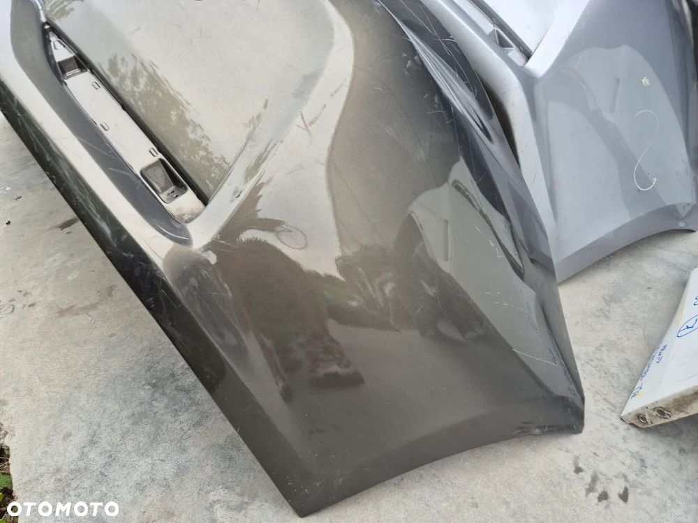 ORYGINALNY ZDERZAK TOYOTA COROLLA E21 PRZÓD / TYŁ - 15