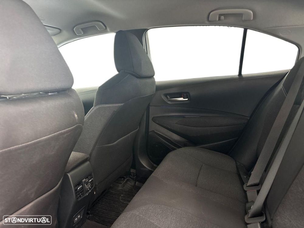 Toyota Corolla 1.8 Hybrid Exclusive - 12
