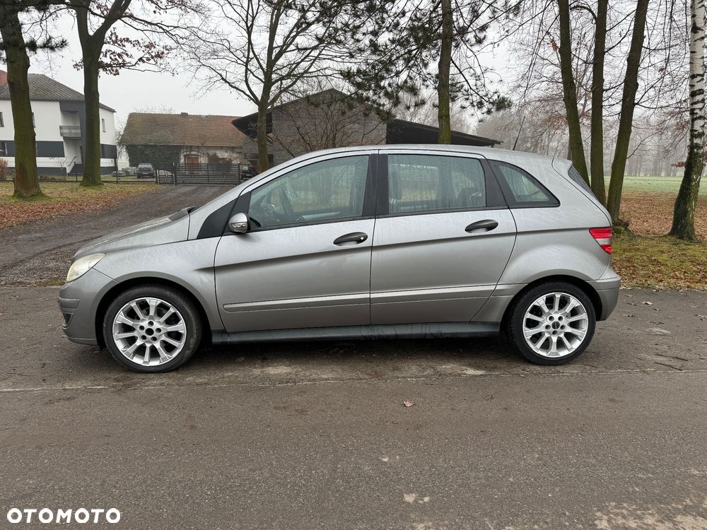 Mercedes-Benz Klasa B 180 CDI Special Edition - 10
