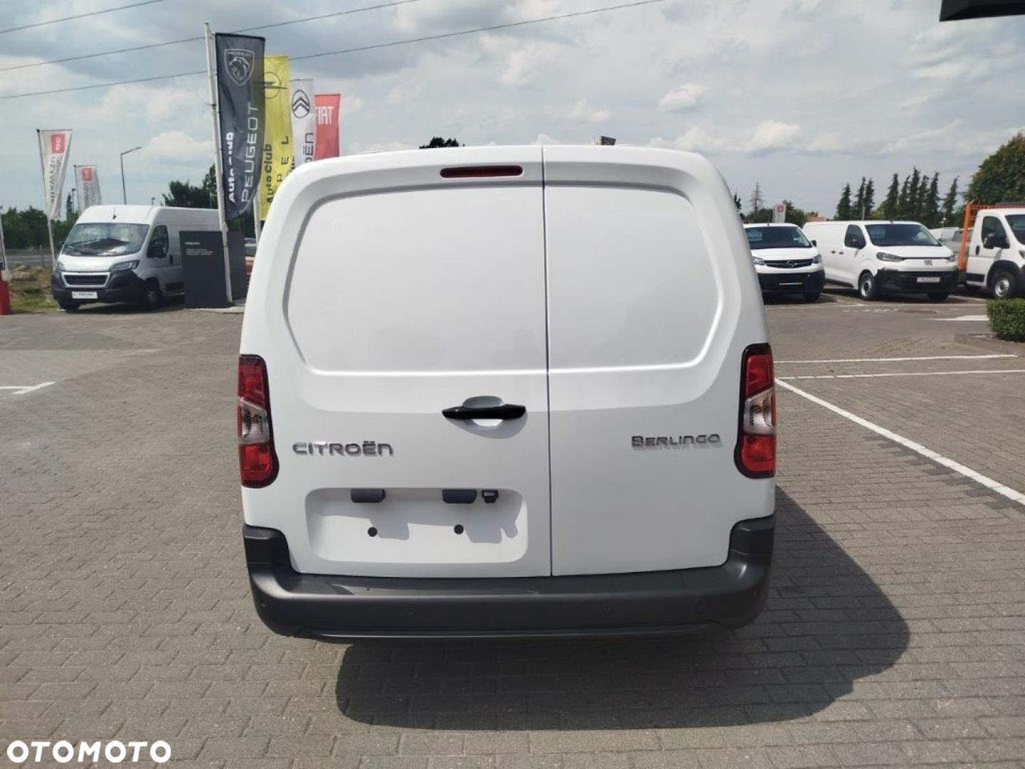 Citroën BERLINGO VAN - 8