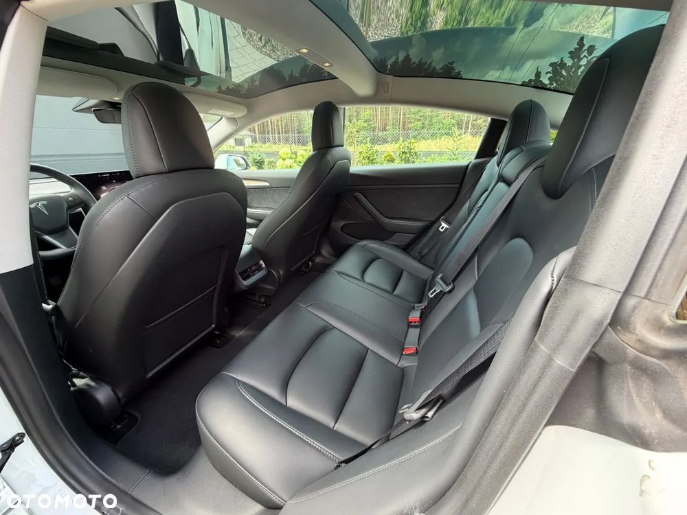 Tesla Model 3 Standard Range Plus - 11