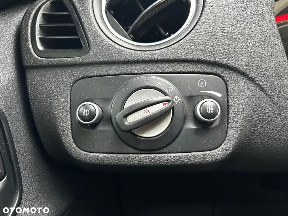 Ford S-Max 2.0 TDCi DPF Titanium X - 34