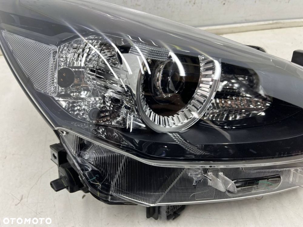 Lampa reflektor Mazda 2 III LIFT DJ DL 2019r.- PRAWA przednia LED prawy przód 13 pin d43n-51030 - 4