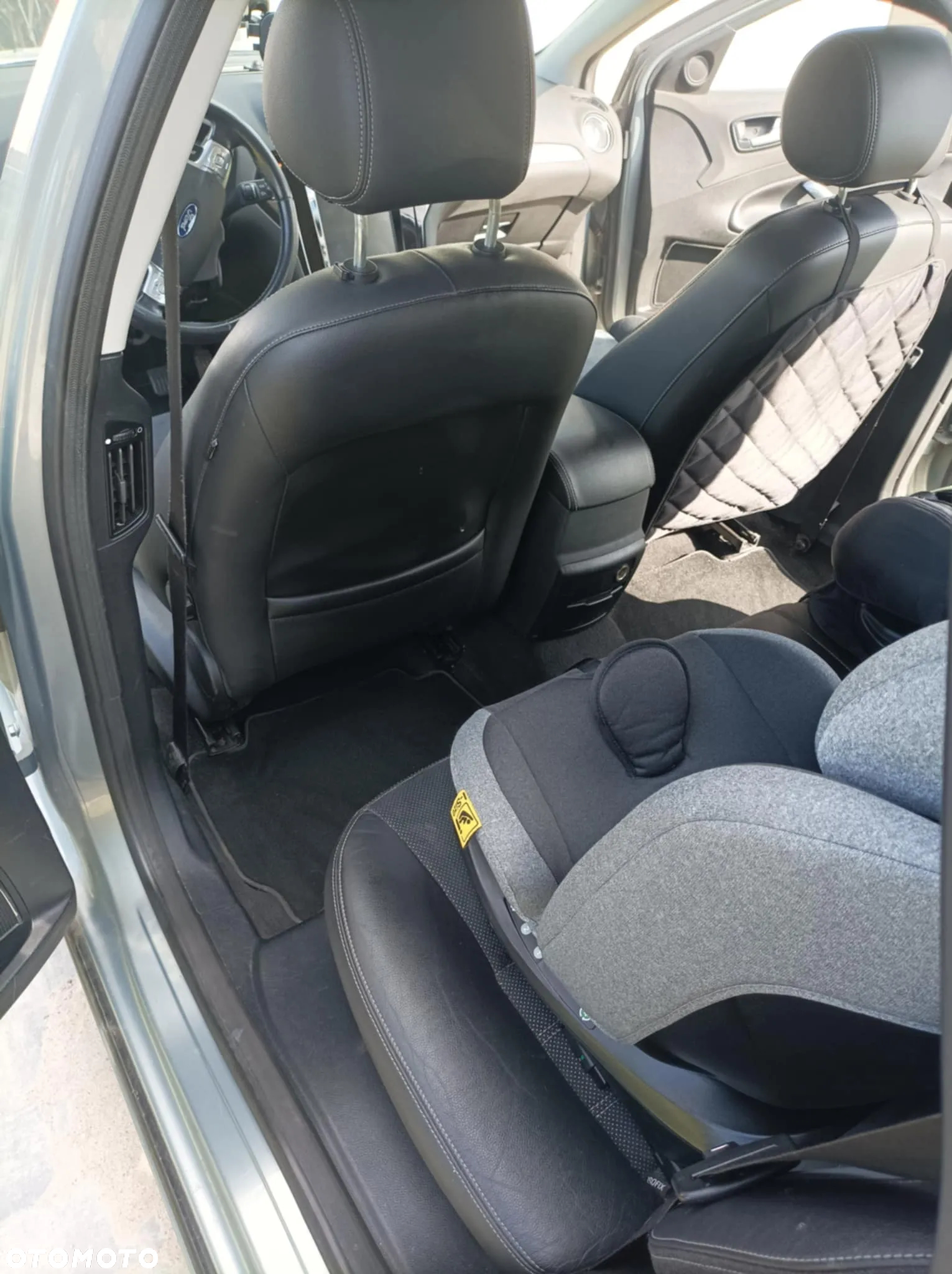 Ford Mondeo 2.0 FF Ghia - 15