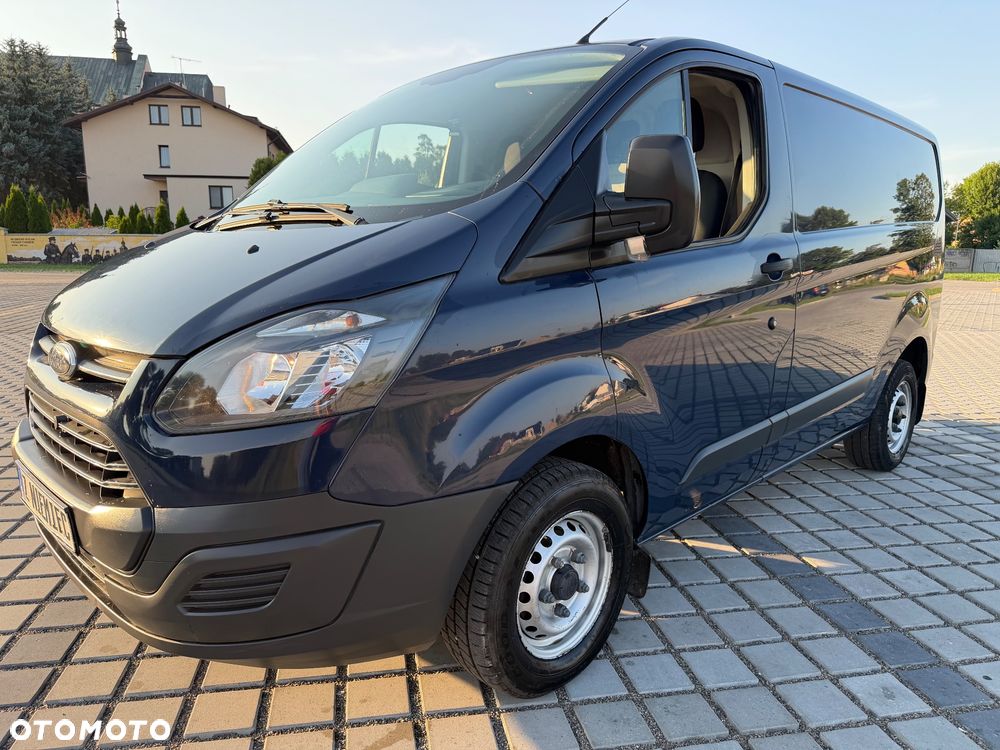 Ford TRANSIT CUSTOM - 24