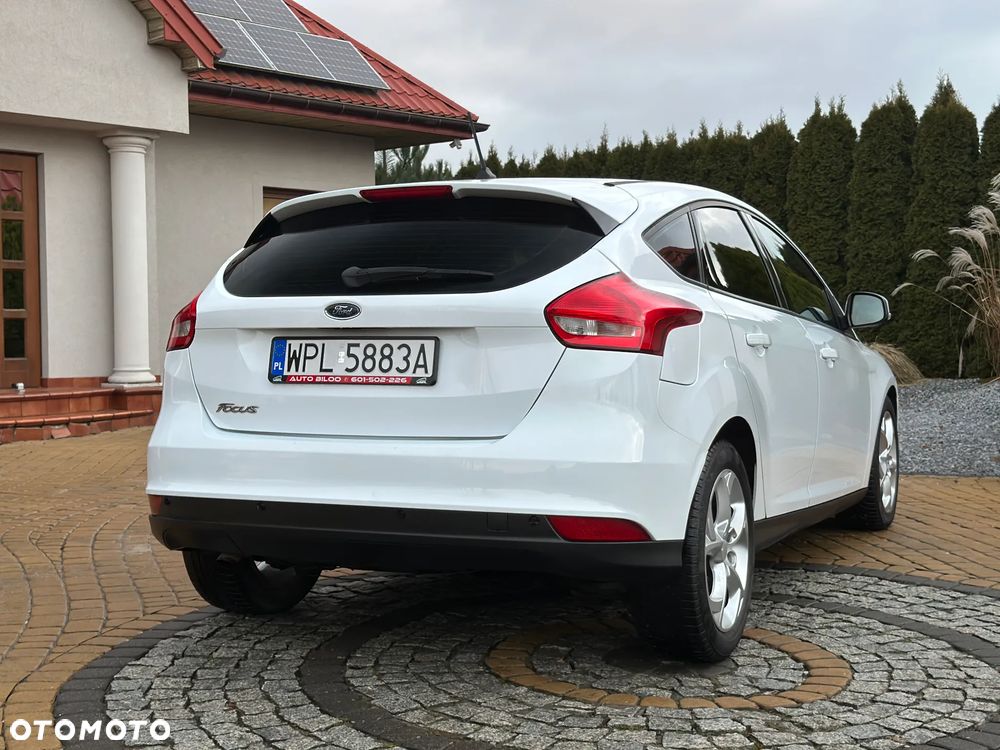 Ford Focus 1.5 EcoBlue STart-Stopp-System TITANIUM - 24