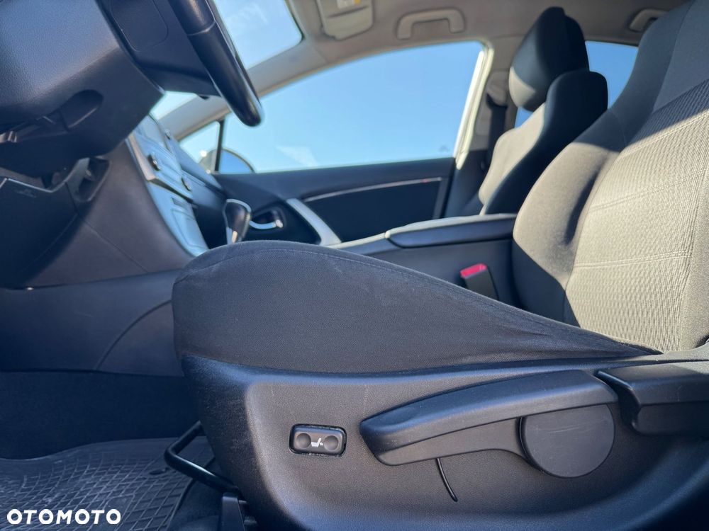 Toyota Avensis 1.8 Premium MS - 18