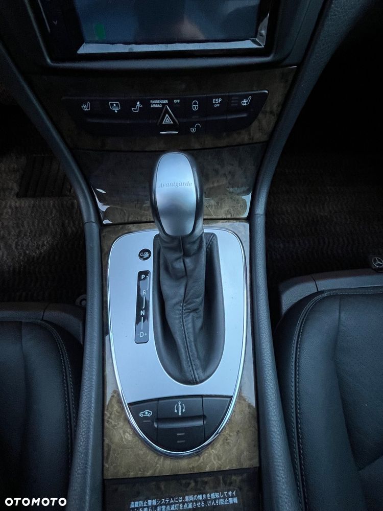 Mercedes-Benz Klasa E 500 T Avantgarde - 14