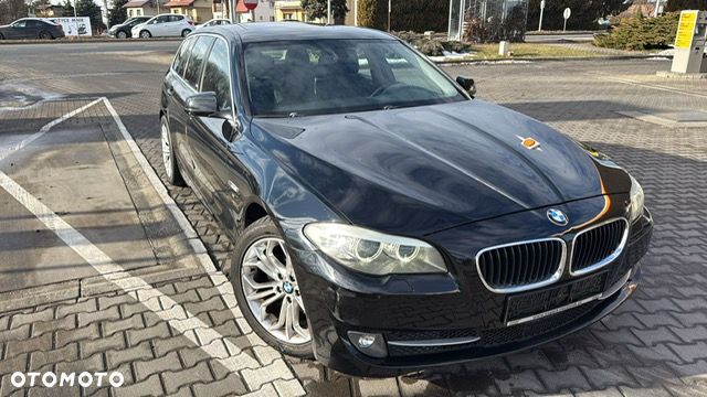 BMW Seria 5 520d Luxury Line
