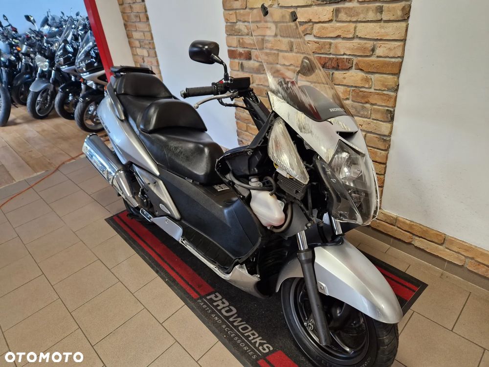 Honda Silver Wing - 6
