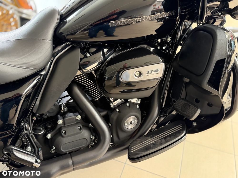 Harley-Davidson Touring Road Glide - 14