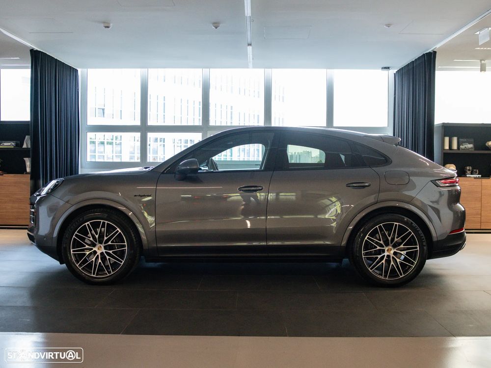 Porsche Cayenne Coupé E-Hybrid - 10