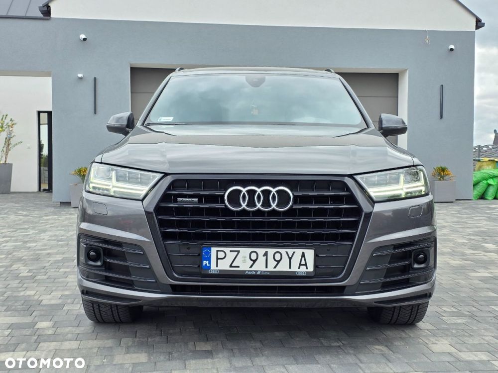 Audi Q7 - 8