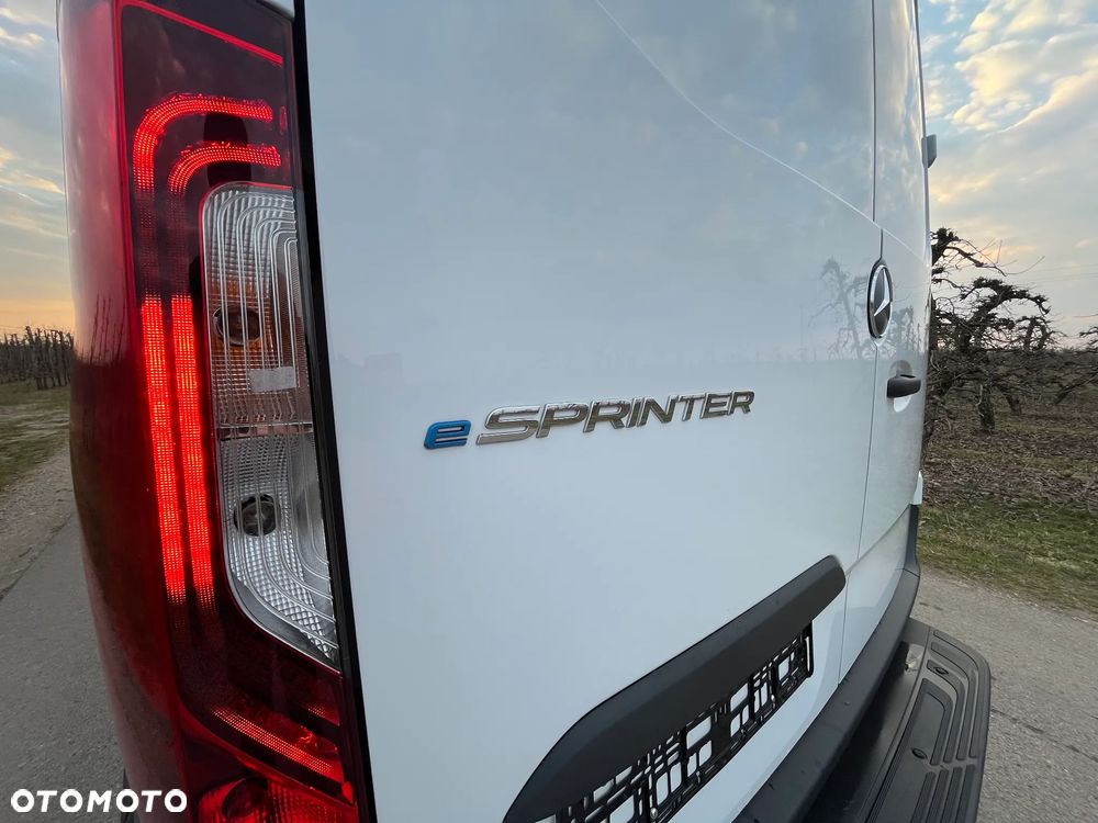 Mercedes-Benz 314 eSprinter Furgon 3.5t - 11