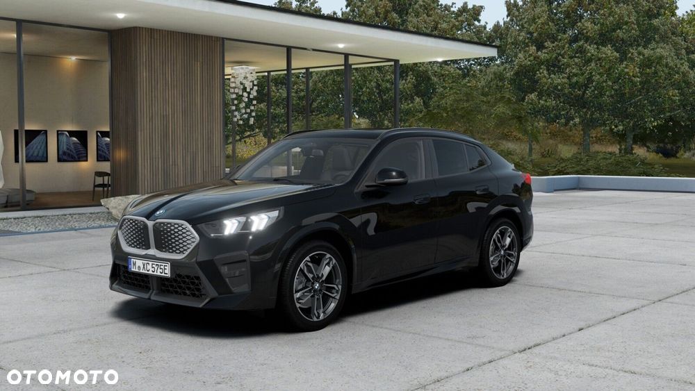 BMW iX2 - 1