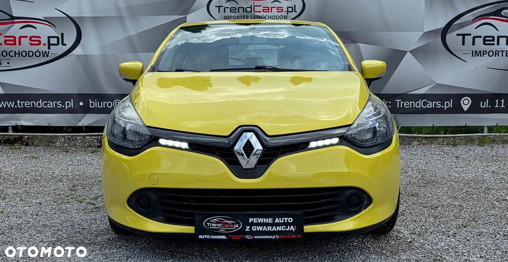 Renault Clio 1.2 16V 75 Experience - 10