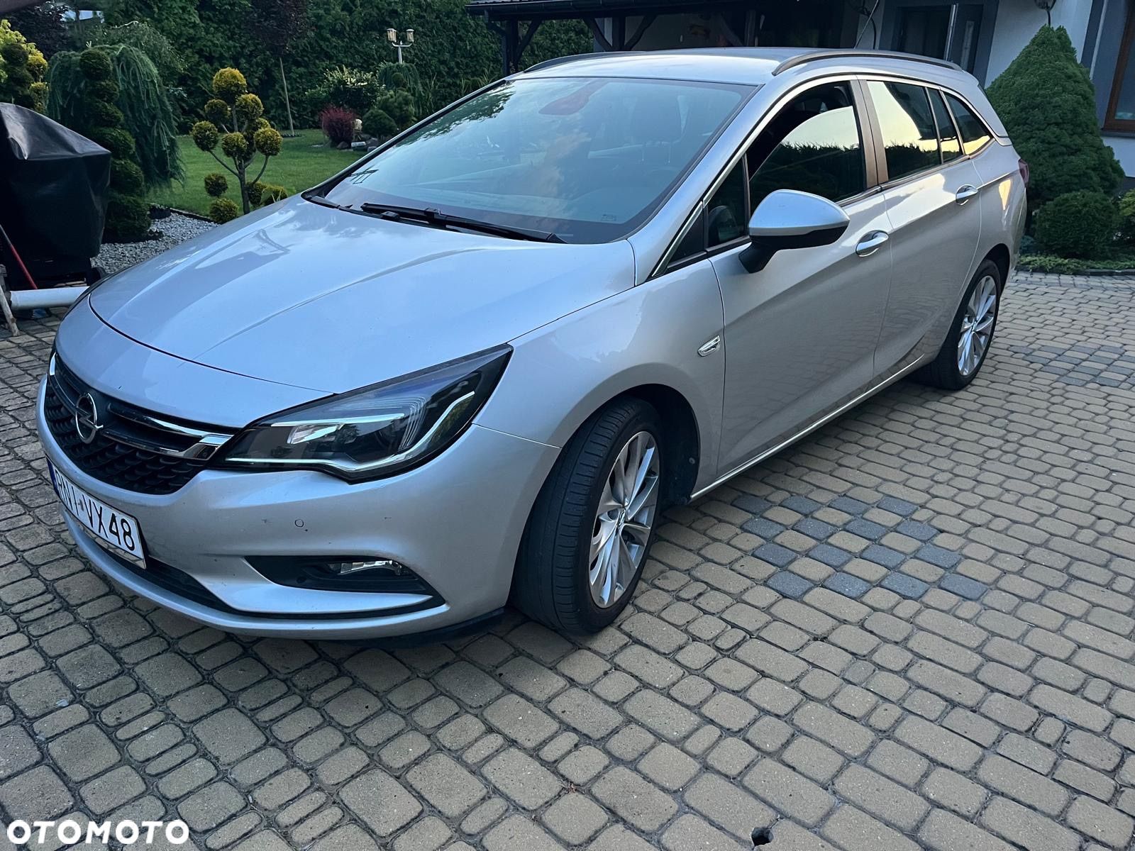 Opel Astra - 1