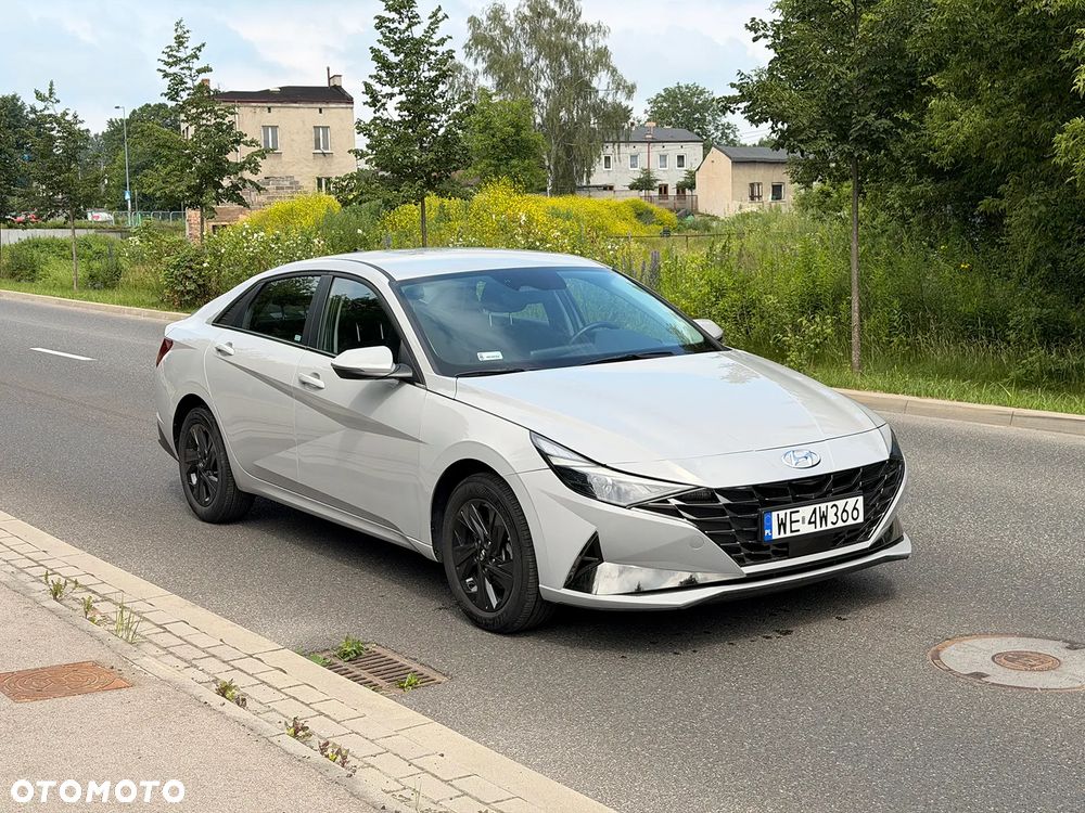 Hyundai Elantra 1.6 Smart - 2
