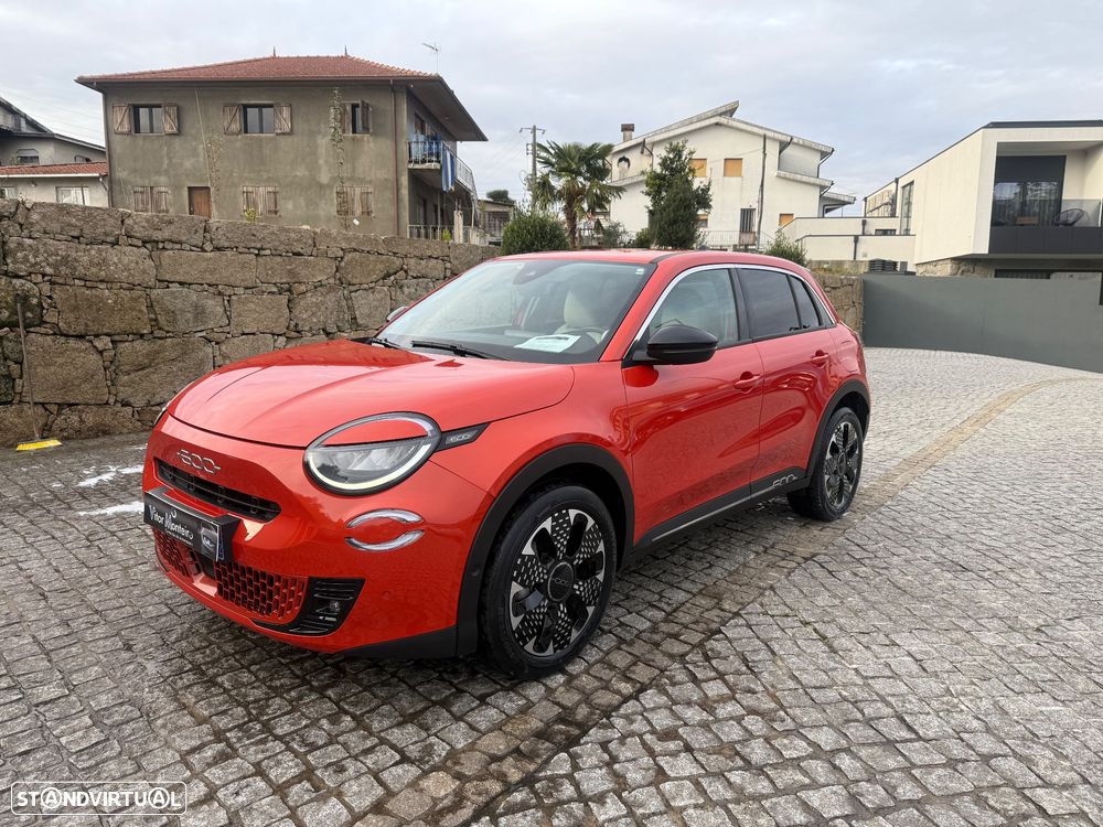 Fiat 600e La Prima - 1