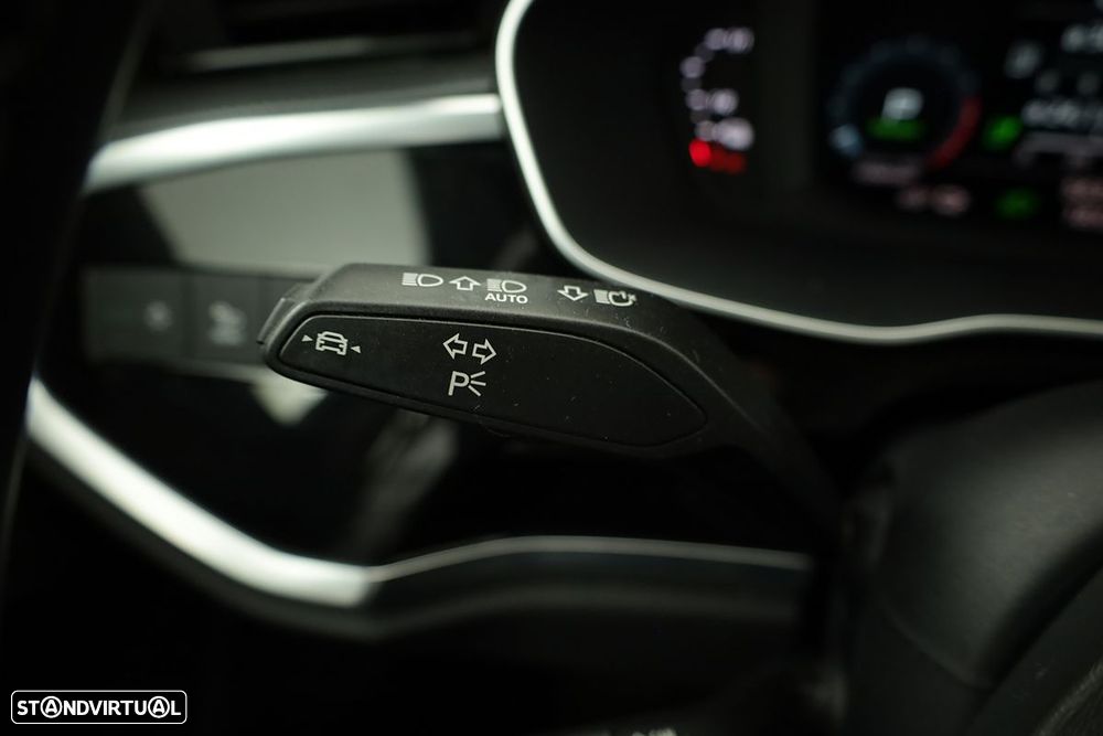 Audi Q3 Sportback 45 TFSIe S line S tronic - 17