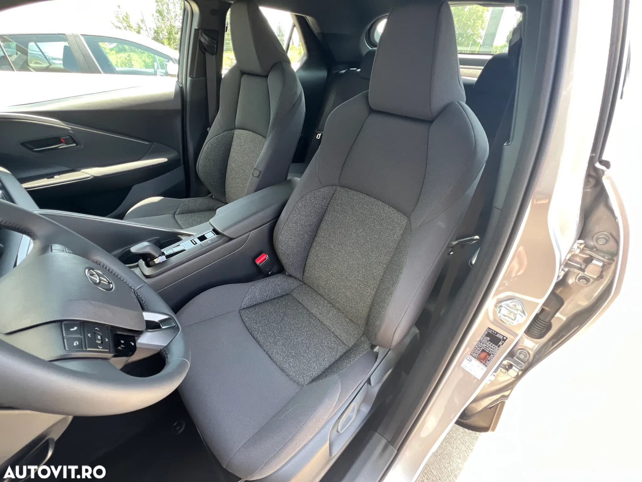 Toyota C-HR 1.8 HEV 140 CP 4x2 CVT Active - 20