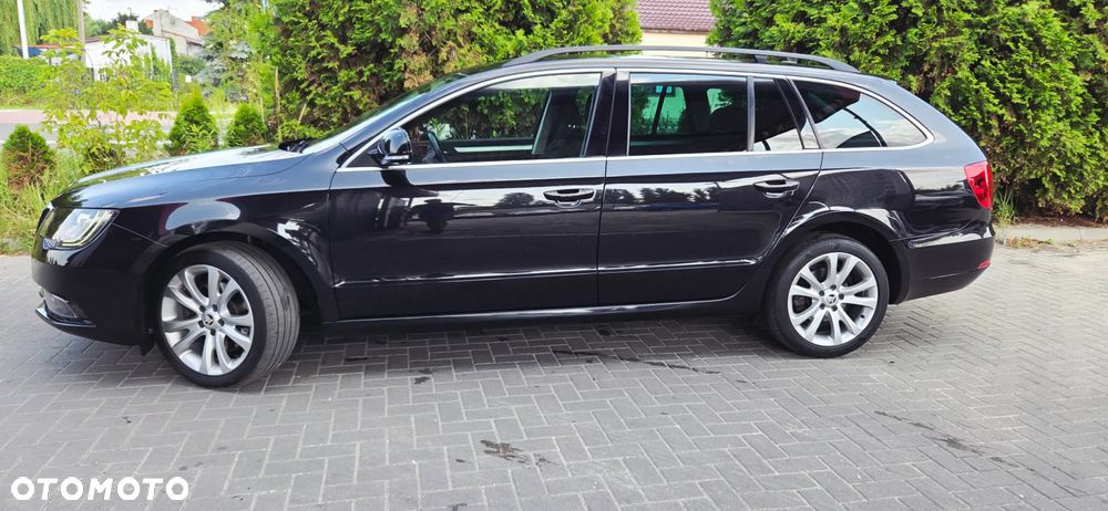 Skoda Superb 2.0 TDI 4x4 Elegance DSG - 6