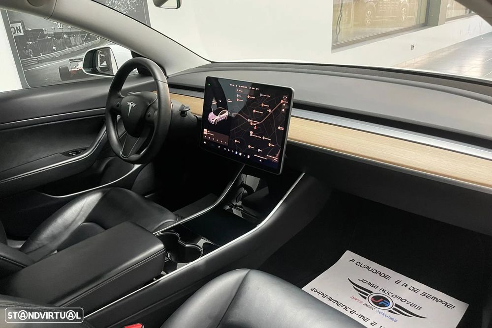 Tesla Model 3 Tração Traseira - 26