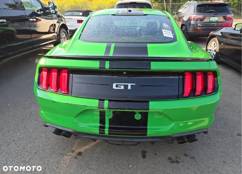 Ford Mustang 5.0 V8 GT - 6