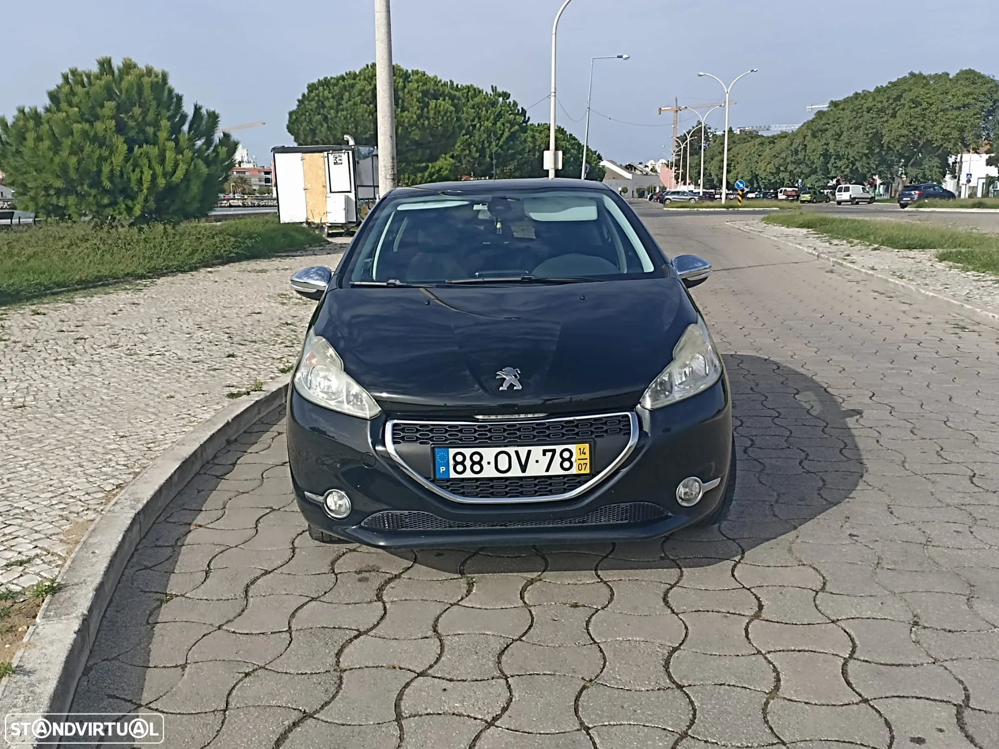 Peugeot 208 1.4 HDi SE Style - 2