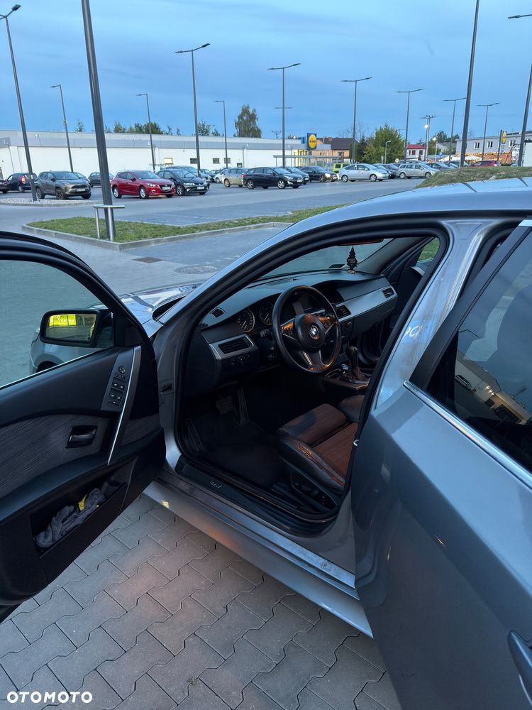 BMW Seria 5 - 22