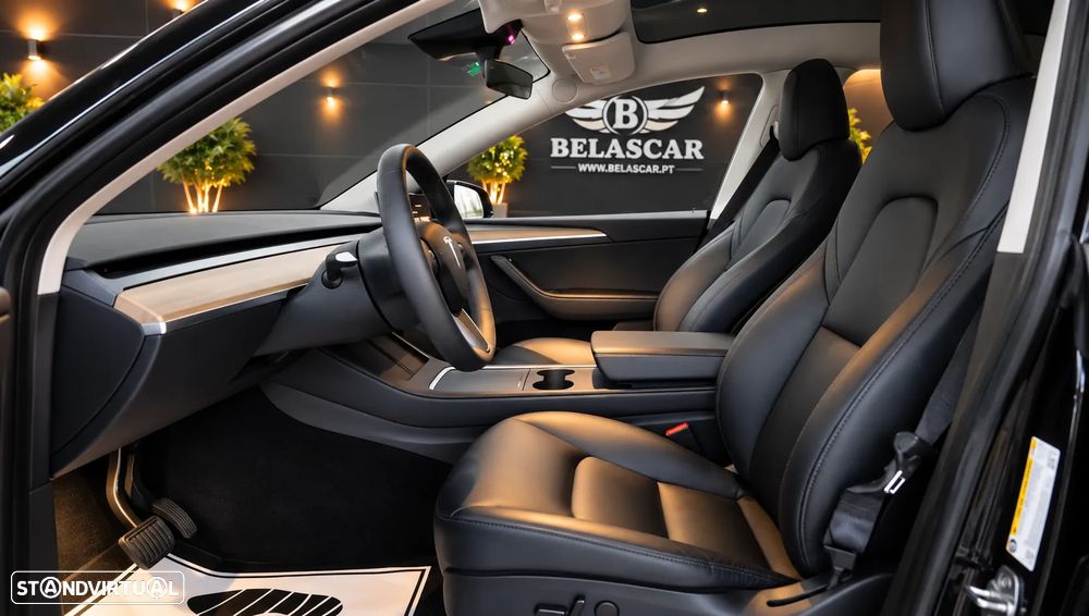 Tesla Model Y Standard - 4