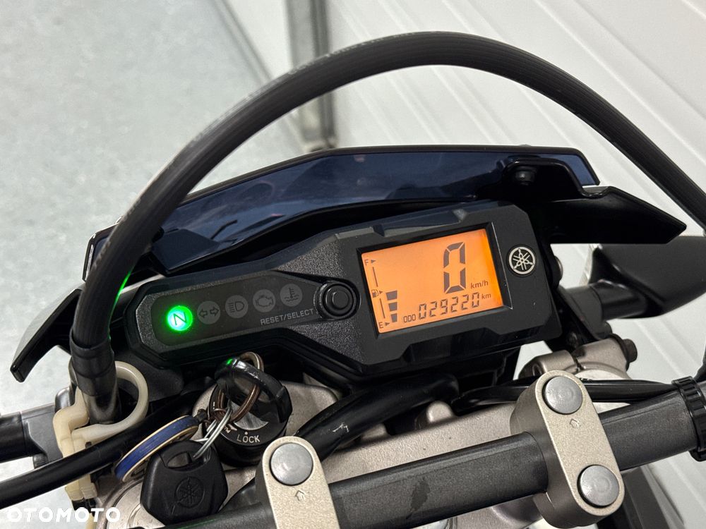 Yamaha WR - 20