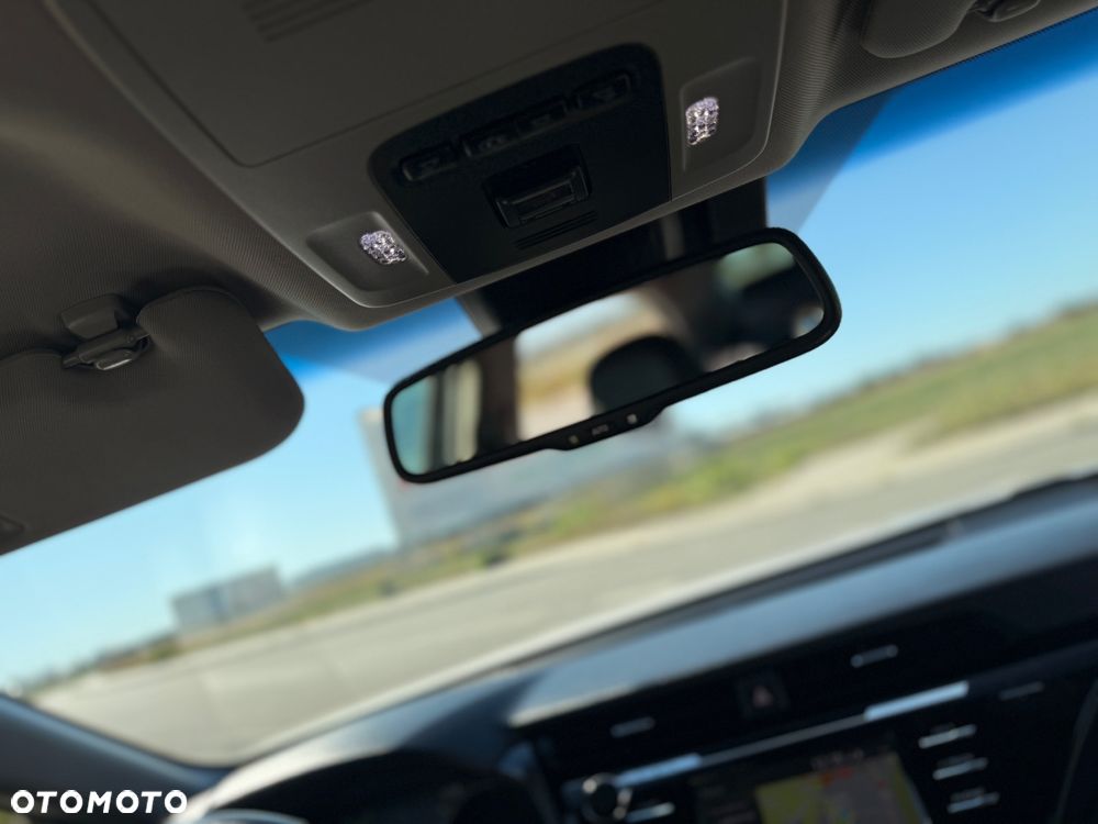 Toyota Camry 2.5 Hybrid Dynamic Force Executive e-CVT - 16