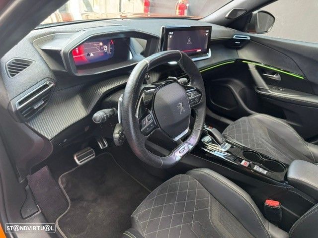 Peugeot 2008 1.5 BlueHDi GT EAT8 - 9