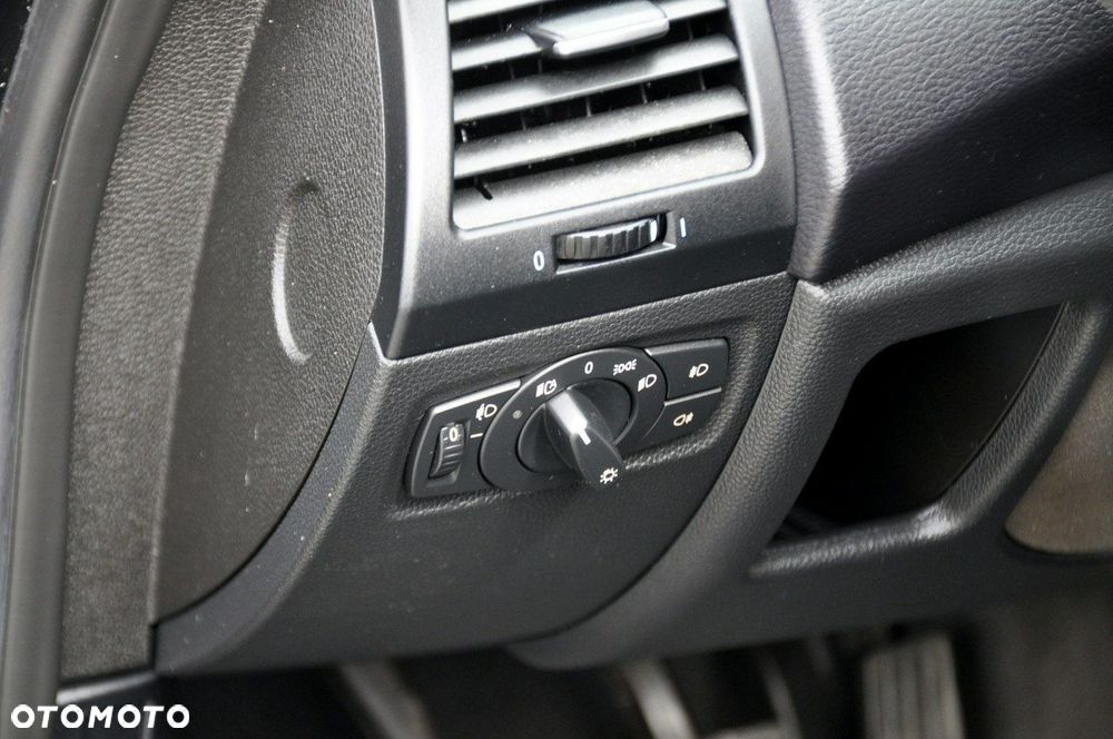 BMW Seria 1 - 35