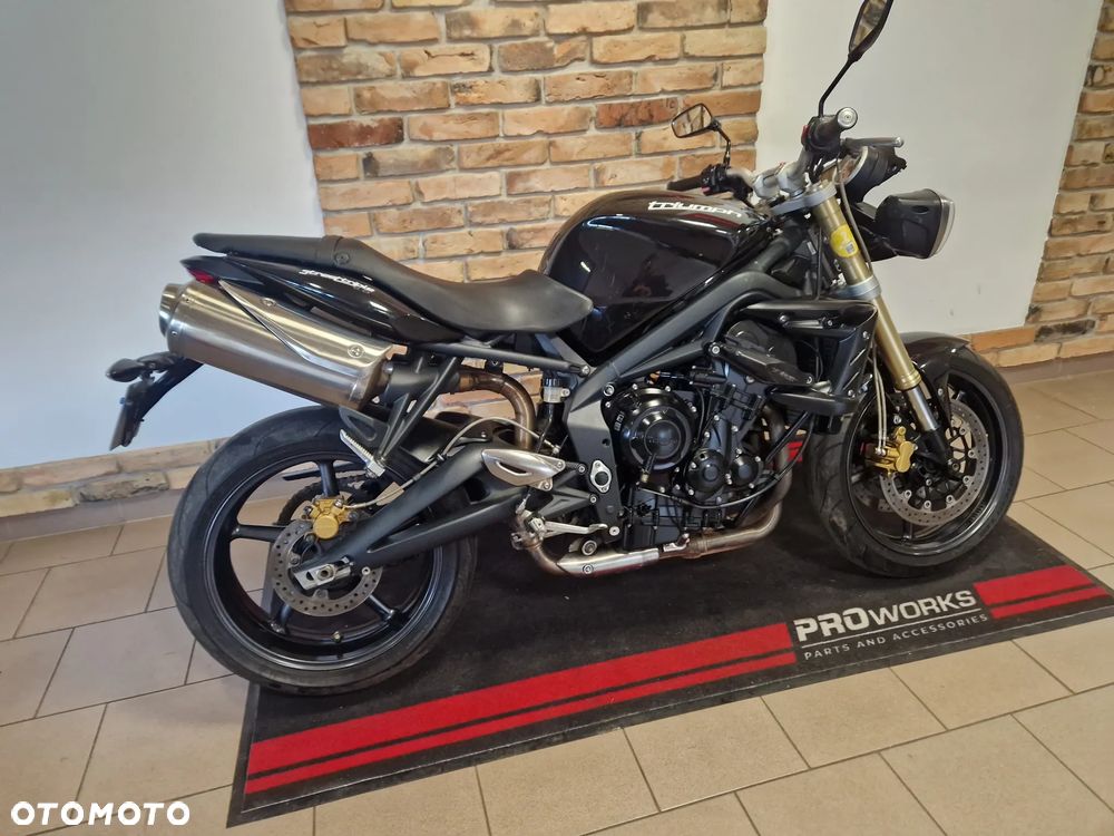 Triumph Street Triple - 3
