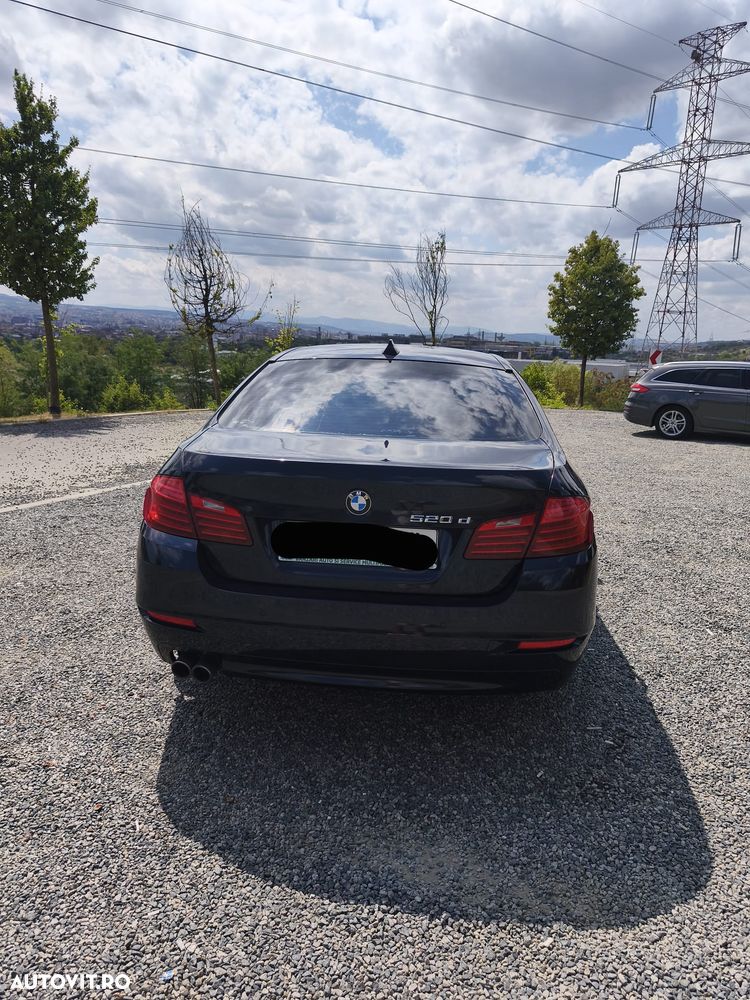 BMW Seria 5 518d - 3