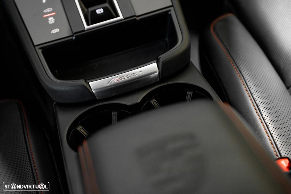 Porsche Macan GTS - 31