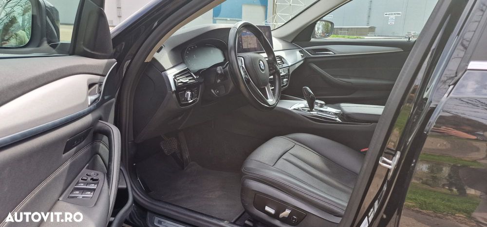 BMW Seria 5 520d AT MHEV - 11