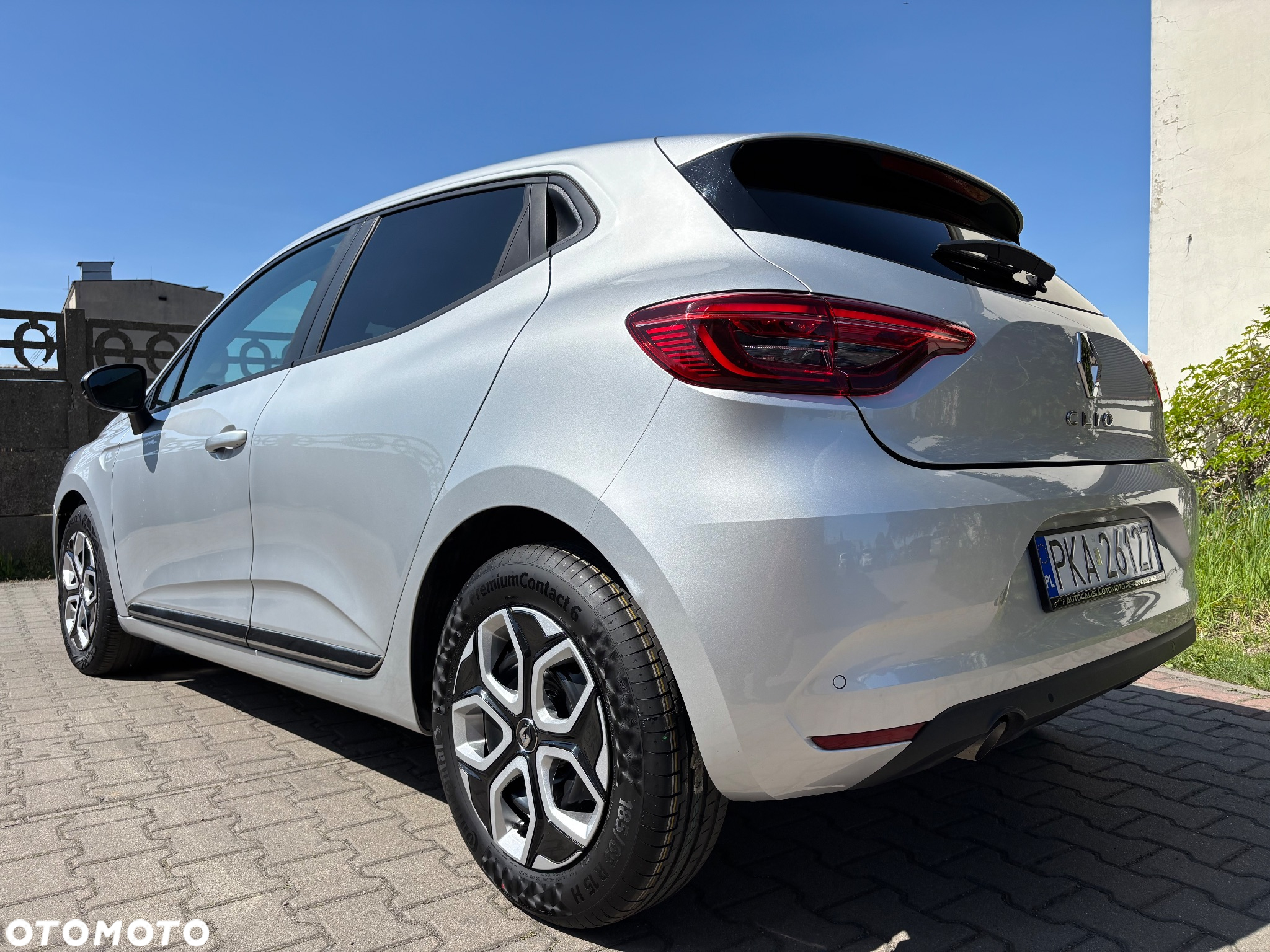 Renault Clio 1.0 TCe Evolution - 11