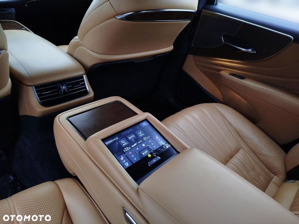 Lexus LS - 17